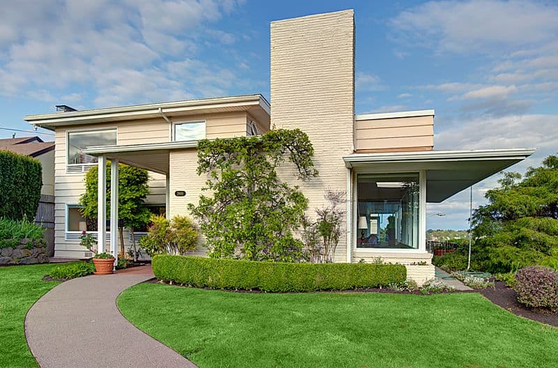 Staged Mid-Centurymodern home in Magnolia, Seattle staged mid-century modern home by seattle staged to sell