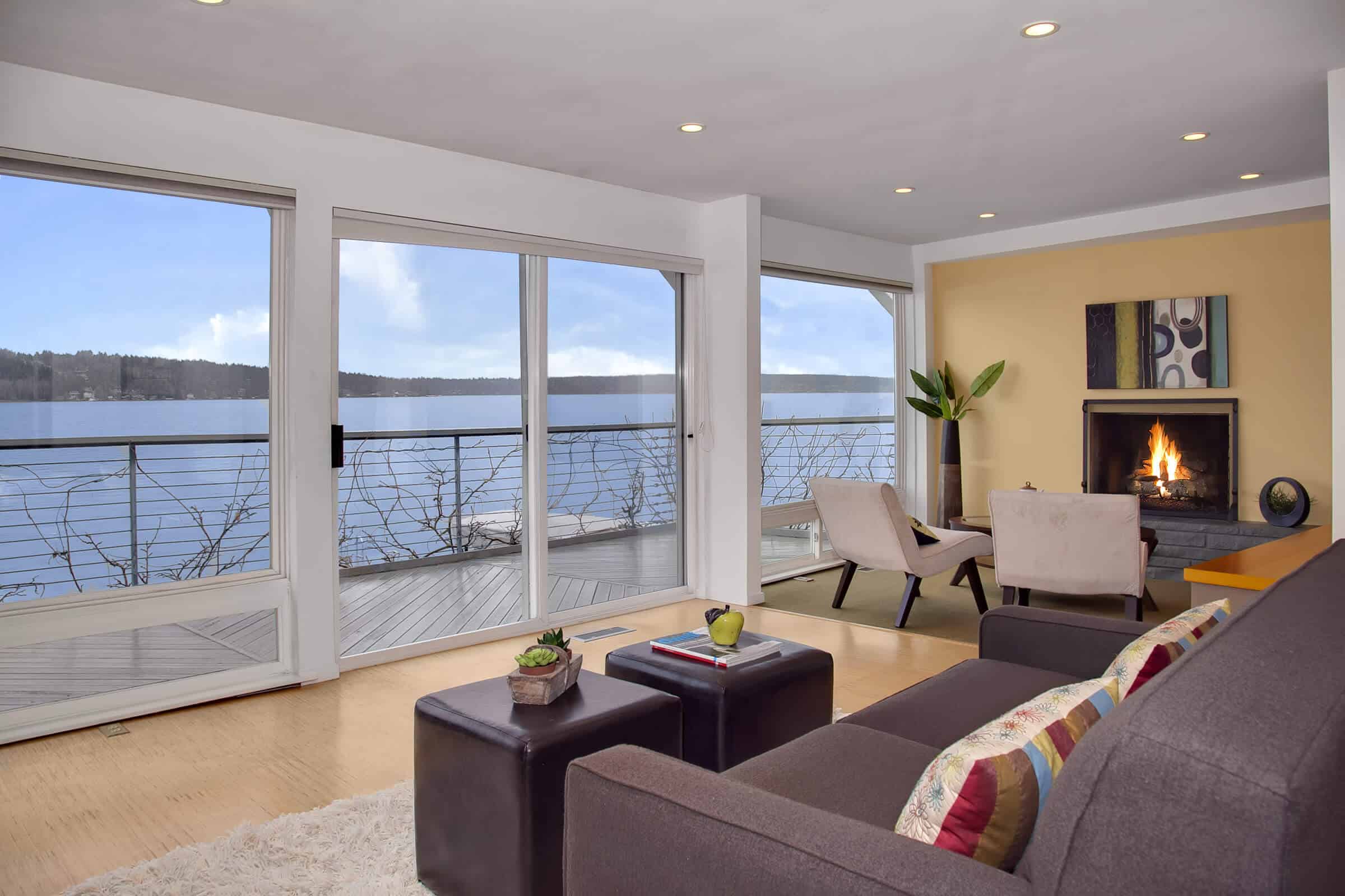 Matthew's Beach in Seattle WA Staged Matthews Beach house in Seattle, WA staged by Seattle staged to sell
