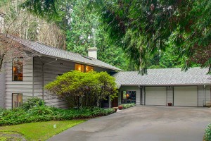 Staged Bridle Trail home was sold