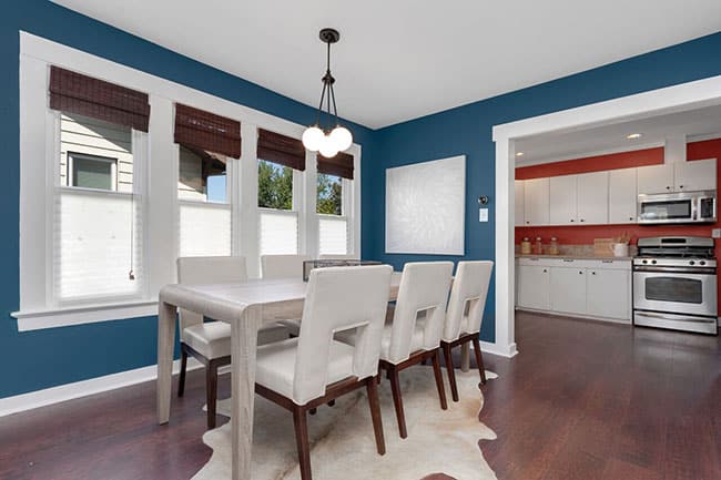 Seattle dining room design with blue color walls