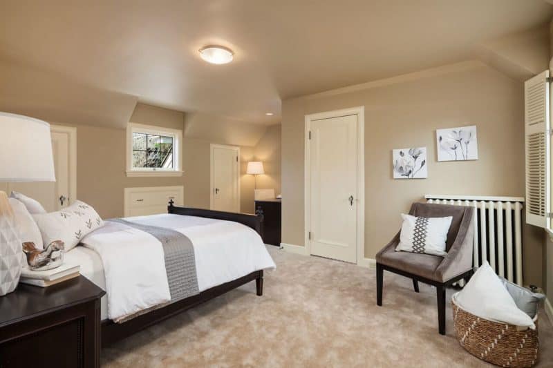 Seattle Highland Drive mansion staged guest bedroom