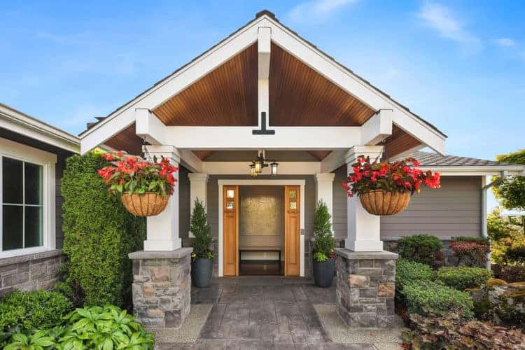 homes with curb appeal